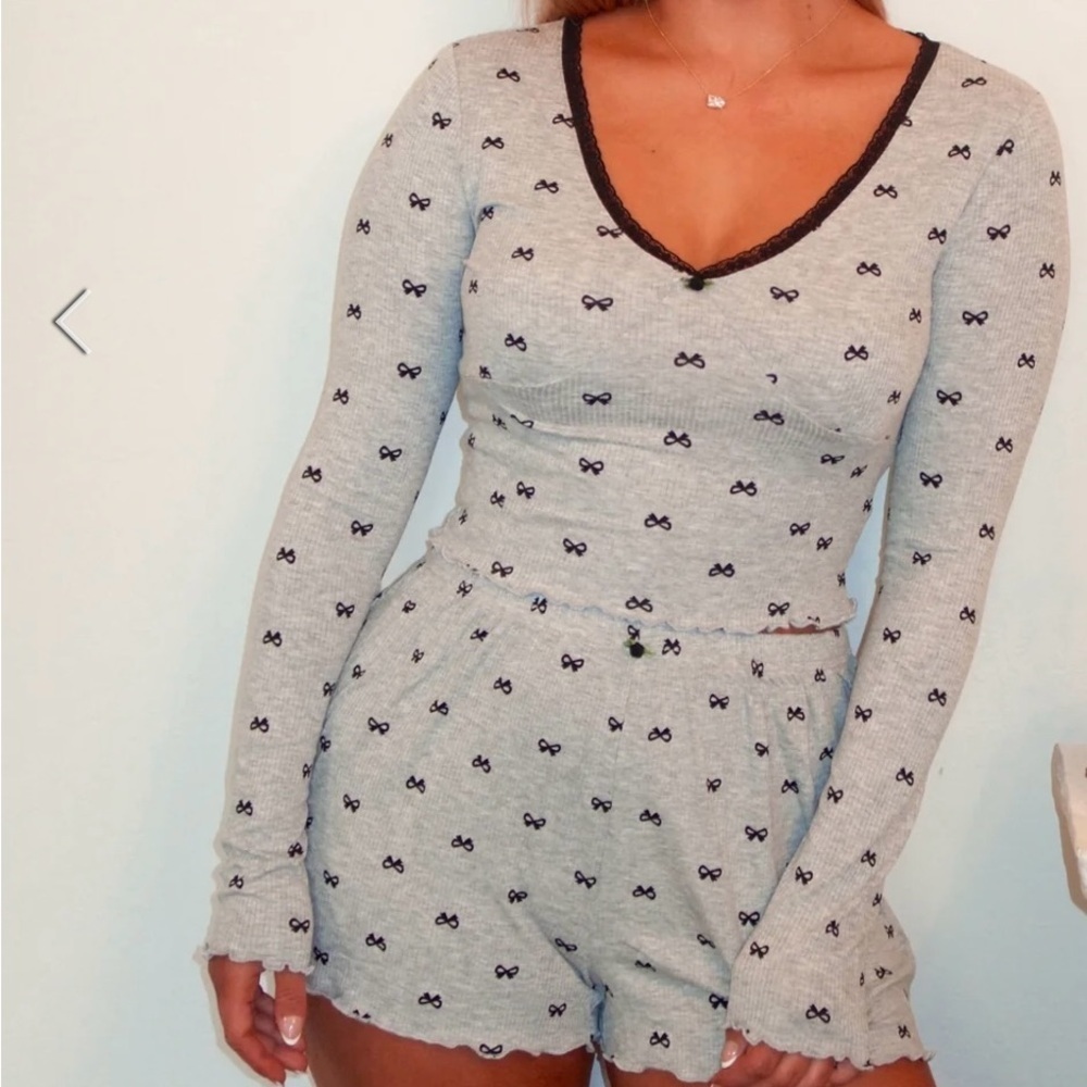 Gray Bow Print Pajama Set